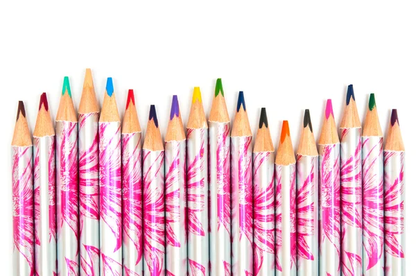 Dalga şeklinde renkli kalemler — Stok fotoğraf