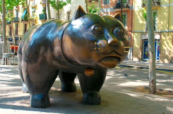 BARCELONA, ESPANHA - JUNHO 16, 2014. A escultura "El Gato de Bote — Fotografia de Stock