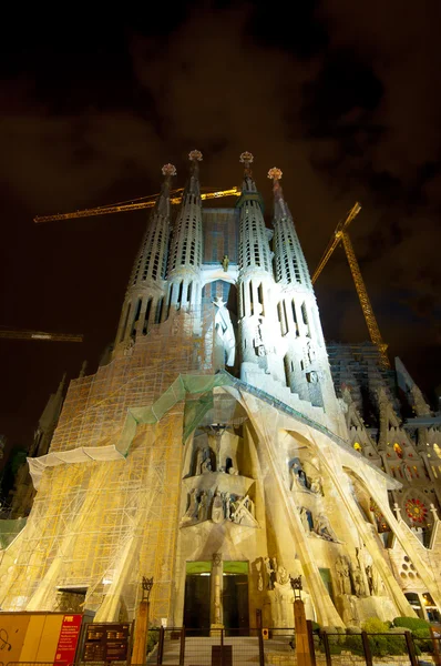 BARCELONA, SPAIN - JUNE 19,2014: The Basilica of La Sagrada Fami — Stock Photo, Image