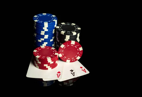 Gioco Poker Con Tre Tipo Set Combinazione Patatine Carte Sul — Foto Stock