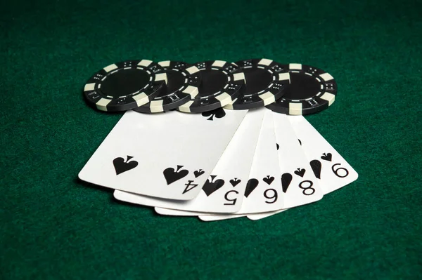 Poker Game Straight Combination Chips Cards Green Table Successful Win — Stock Photo, Image