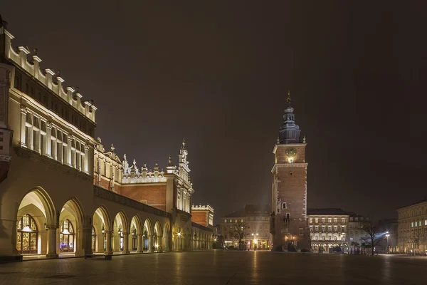 Cloth Hall and Town Hall Tower, Cracovie, Pologne — Photo
