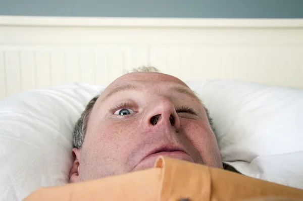 Empresario siesta con un ojo abierto — Foto de Stock