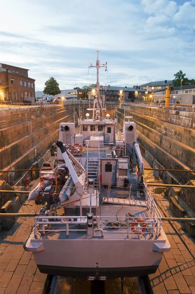 Ship repair — Stock Photo, Image