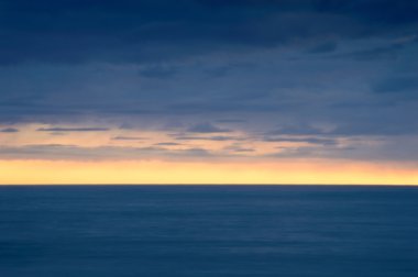 minimalist günbatımı deniz