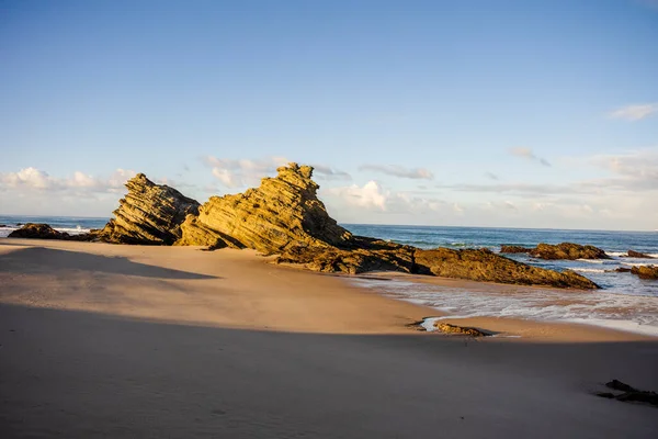 Hermoso Paisaje Paisaje Marino Con Formación Rocosa Playa Samoqueira Entre —  Fotos de Stock