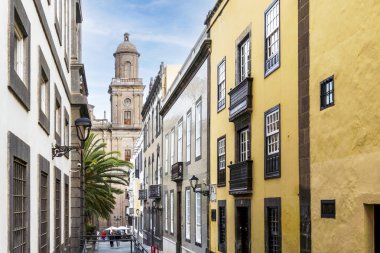 Santa Ana Katedrali ve Meydanı 'na giden tarihi cadde, Vegueta, Las Palmas de Gran Kanarya, İspanya 