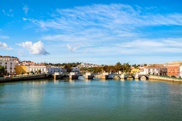 Gilao Nehri, Algarve, Portekiz 'in güzel tarihi Tavira şehri