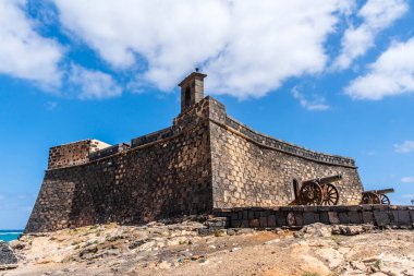 Arrecife, Lanzarote, Kanarya Adaları 'ndaki adada bulunan tarihi San Gabriel Şatosu