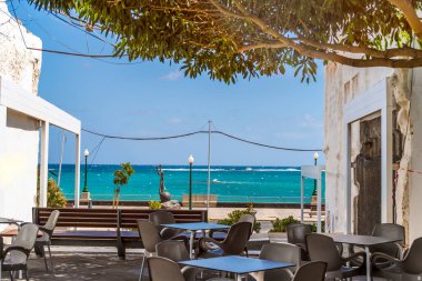 Arrecife 'de deniz manzaralı şirin bir meydan, başkent Lanzarote, Kanarya Adaları, İspanya
