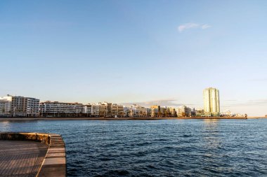 Günbatımında Arrecife 'in silueti, başkent Lanzarote, Kanarya Adaları, İspanya