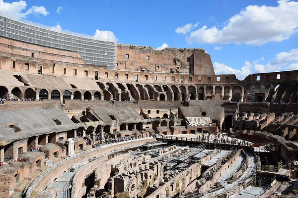 イタリアのローマにあるコロッセオ — ストック写真