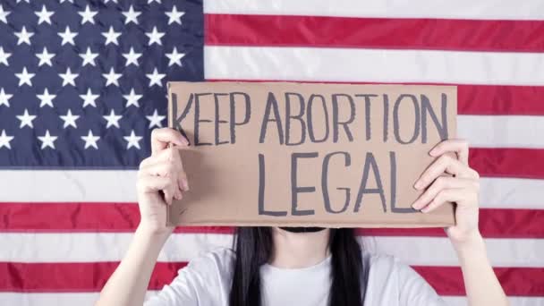 Young Woman Protester Holds Cardboard Keep Abortion Legal Sign Usa — Stockvideo