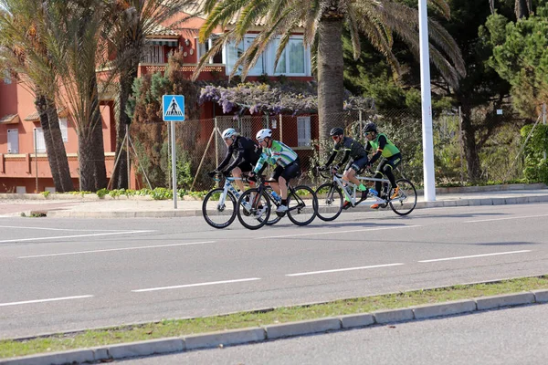 Castellon Spanya Nisan 2022 Bisiklet Takımı Tatil Köyünde Antrenman Yapıyor — Stok fotoğraf