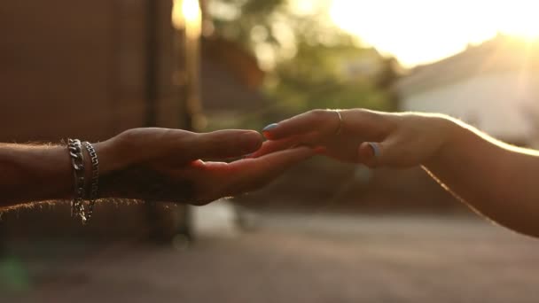 Romantiskt Par Nära Håll Händer Män Och Kvinnor Symbol Älskar — Stockvideo