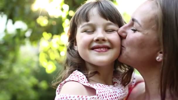 Happy Mothers Day Young Mom Kissing Hugging Her Child Daughter — Vídeo de stock