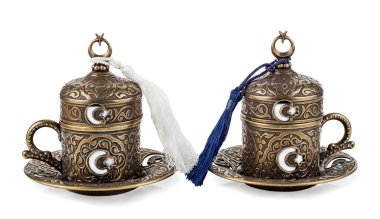 Türk kahve fincan beyaz izole arka planda