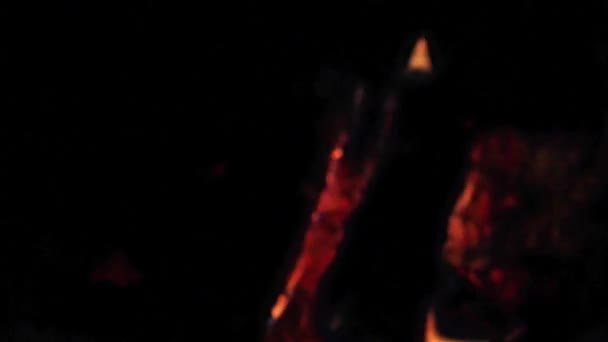 Размытый Фон Яркого Огня Печи Камина Уютная Атмосфера Доме — стоковое видео