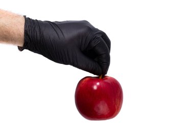 Beyaz üzerine büyük kırmızı elma, yazı için yer, sağlıklı yiyecek konsepti..