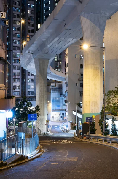 Nachtkulisse Von Erhöhter Autobahn Und Straße Der Innenstadt Von Hongkong — Stockfoto