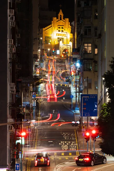 Hong Kong China December 2021 Night Scenery Traffic Uphill Street — Stok fotoğraf