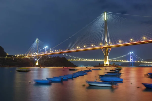 Gece Vakti Hong Kong Köprü Körfez Manzarası — Stok fotoğraf
