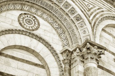 Pisa, Toskana, İtalya için klasik mimari ayrıntılar