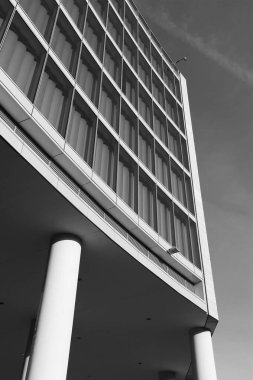 Modern mimarinin dış cephesi. soyut arkaplan oluşturuluyor