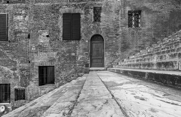 Porta Clássica Janela Parede Escadaria Cidade Histórica Siena Toscana Itália — Fotografia de Stock