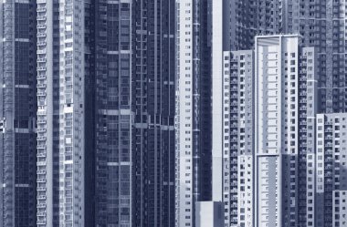 Hong Kong 'da yüksek katlı bir bina.