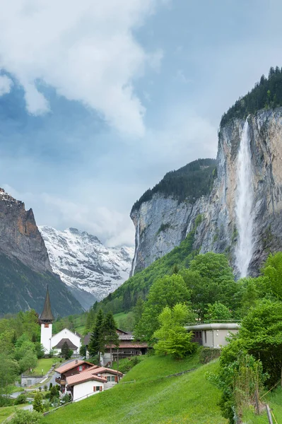 Idylická Krajina Údolí Lauterbrunnen Bernských Alpách Švýcarsko — Stock fotografie
