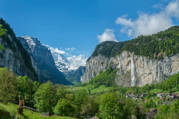 Panorama Del Valle Lauterbrunnen Los Alpes Berneses Suiza —  Fotos de Stock