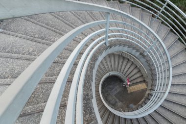 Spiral merdiven. Modern mimari arka plan