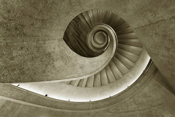 Σύγχρονη Σκάλα Σπιράλ Σύγχρονη Αρχιτεκτονική Αφηρημένο Φόντο — Φωτογραφία Αρχείου