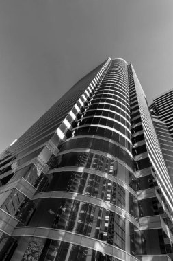 Hong Kong 'daki yüksek katlı ofis binasının dışı.