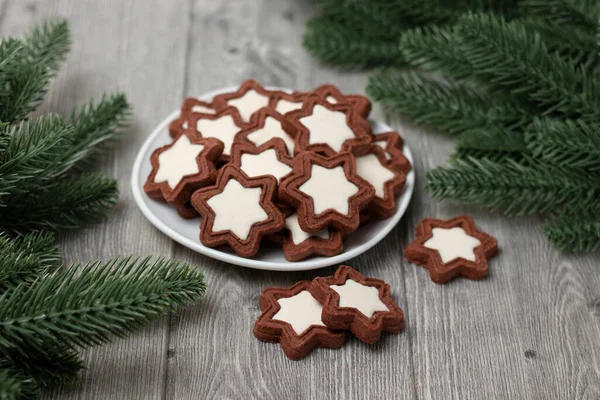 Chocolate Chip Cookies White Icing Shape Stars Gray Wooden Background — Stock Photo, Image