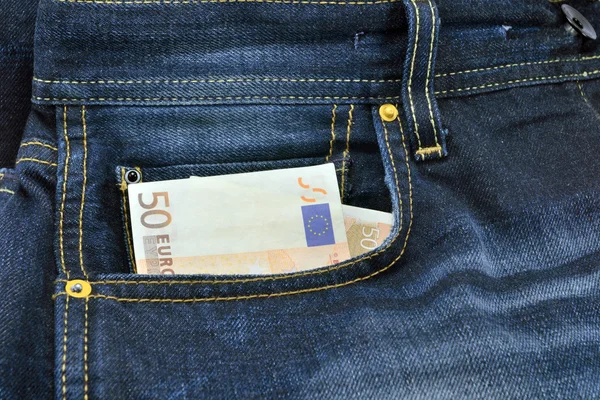 Dzhins의 주머니에 50 evrov 은행권 로열티 프리 스톡 사진