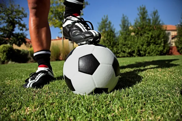 足、soccerball を — ストック写真