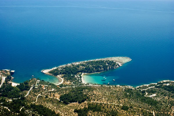 帕罗斯岛湾在 thassos 岛，鸟瞰图 免版税图库图片