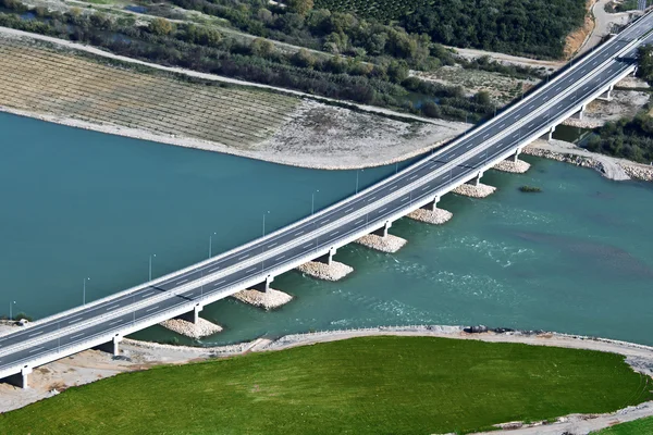 Γέφυρα του ποταμού, αεροφωτογραφία — Φωτογραφία Αρχείου