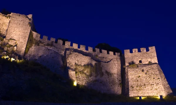 Nafpaktos venecian castle illuminated at night. — Stock Photo, Image