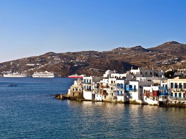 Myconos, Greece and Cruise ships — Stock Photo, Image