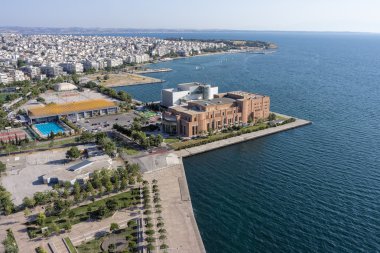 Selanik konser salonu ve kalamaria banliyösünde, havadan görünümü