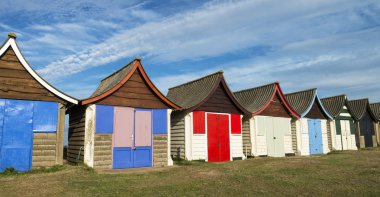 mablethorpe, renkli plaj kulübe