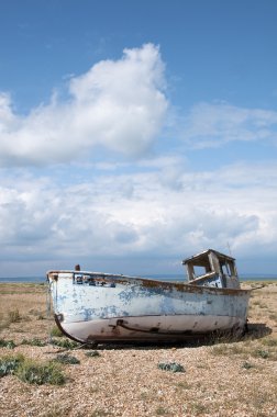 dungeness adlı eski bir tekne