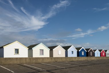 renkli plaj hutsat southwold