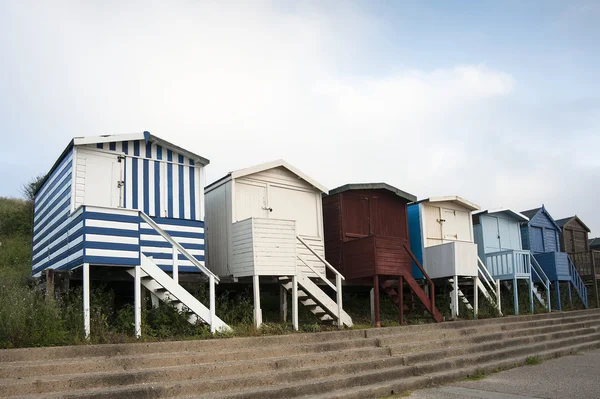 Färgglada stranden hyddor — Stockfoto