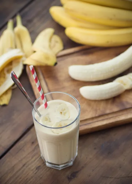 Batido de plátano —  Fotos de Stock