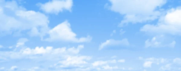 Vektor Realistis Langit Biru Dengan Awan Putih - Stok Vektor