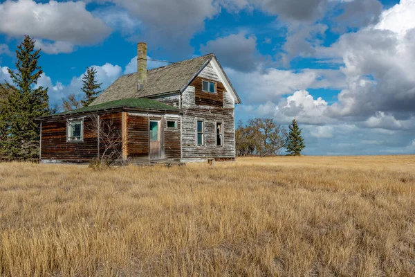 Een Oud Verlaten Huis Prairies Van Saskatchewan — Stockfoto